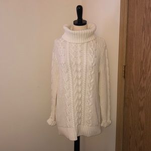 Gap cream cable knit sweater.